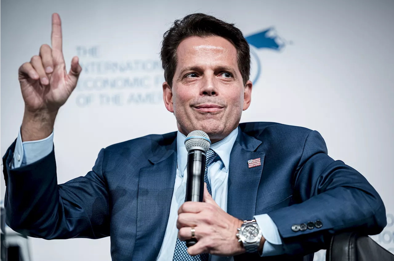 Anthony Scaramucci Trolls Roger Stone After He Mocked His Recent Venture