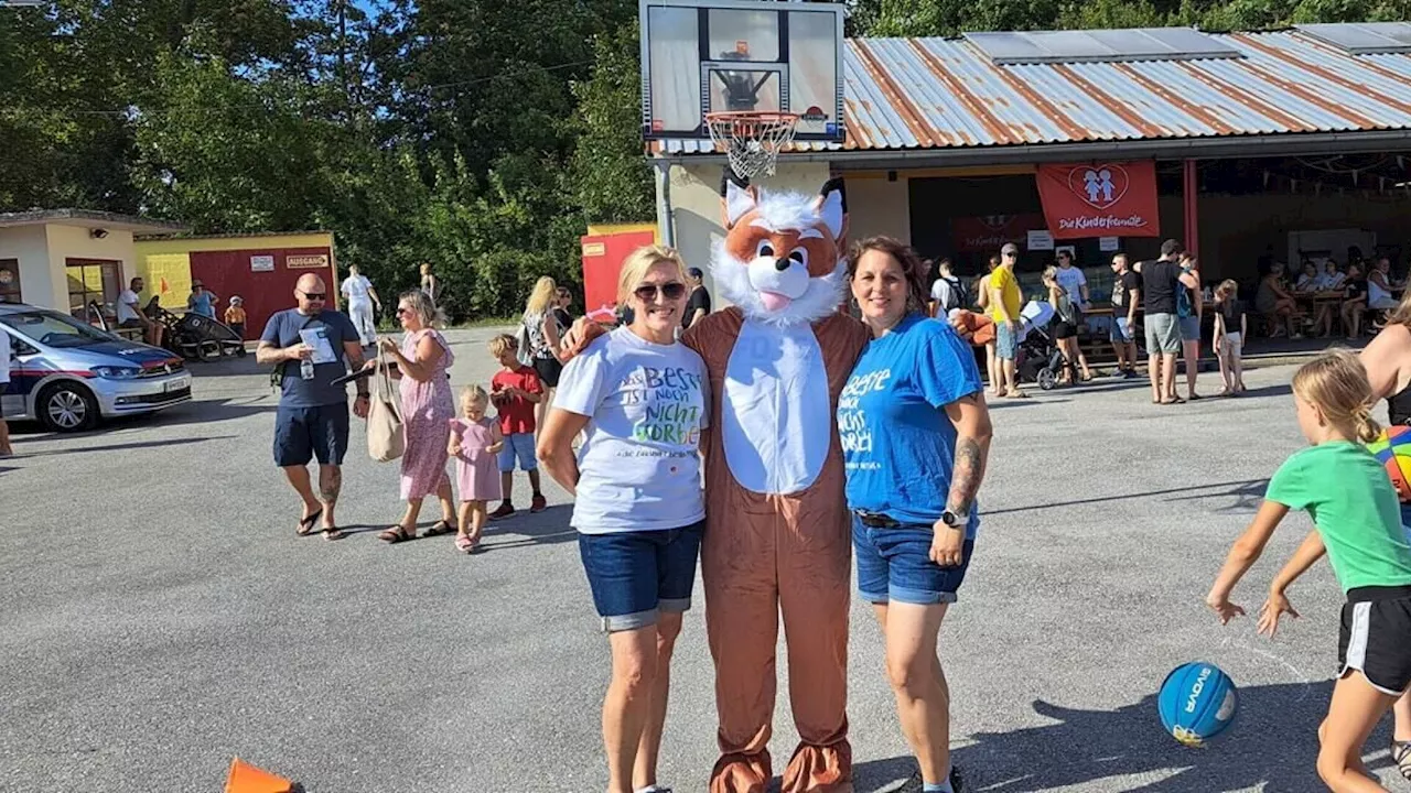 Kinderfreunde feiern Fest in Bruck