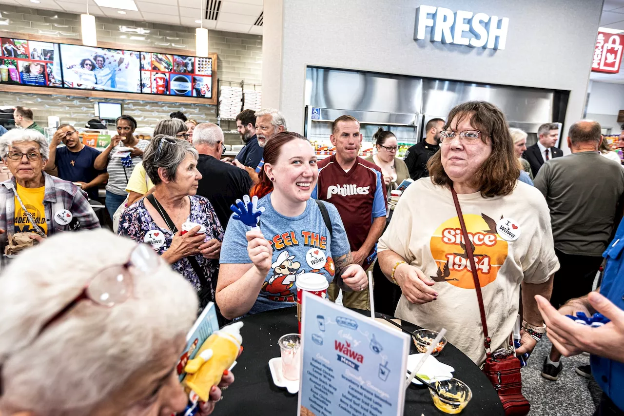 Wawa fans pack first Harrisburg-area store for epic sneak peek