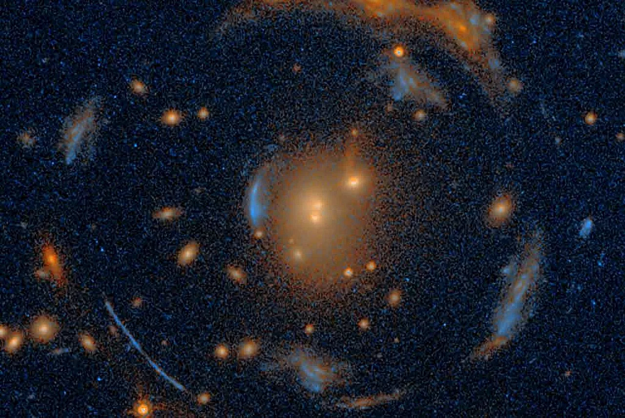 Magnifying deep space through the 'Carousel Lens'—rare alignment offers unique opportunity to study cosmology