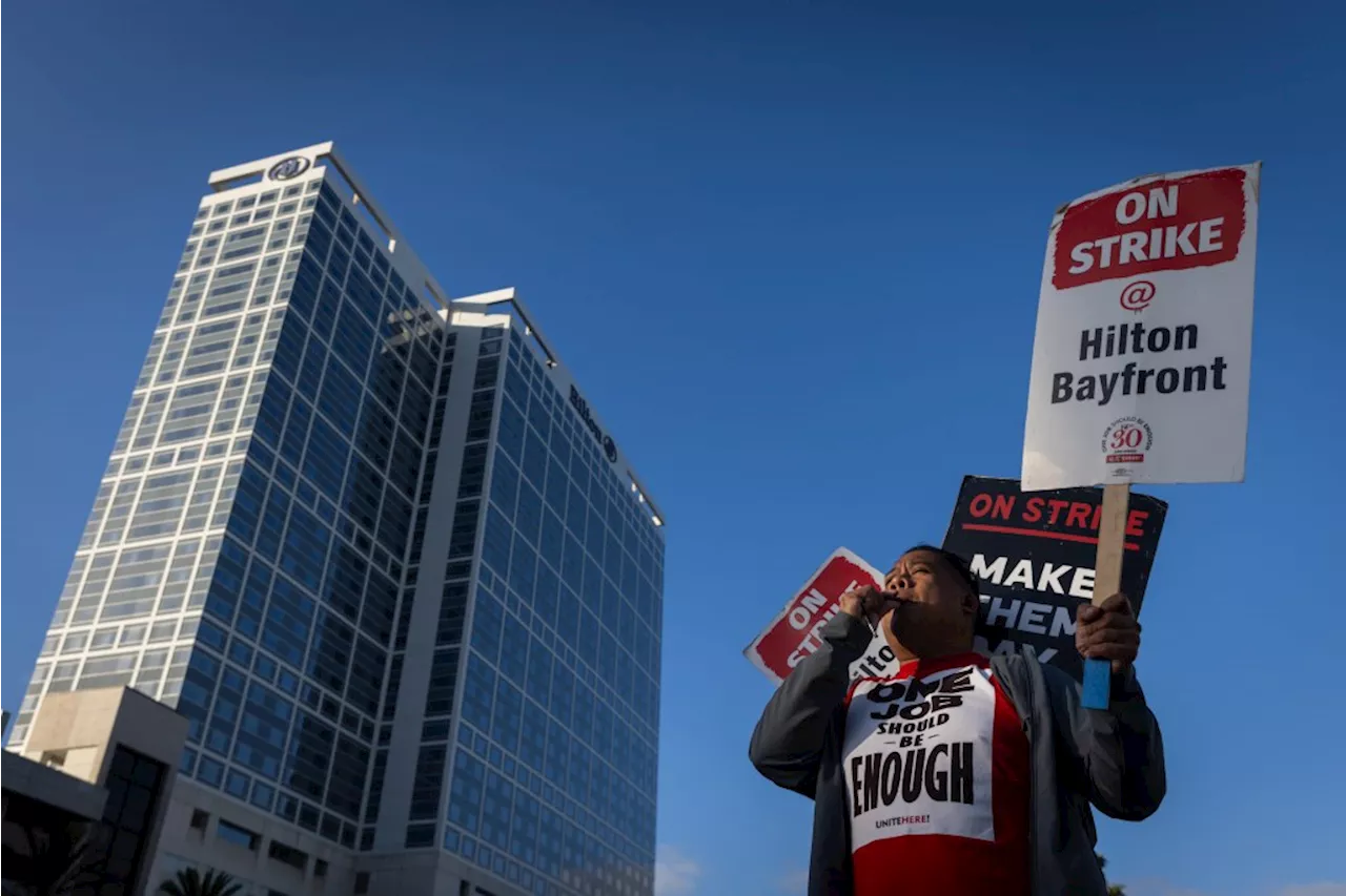 San Diego City Council passes resolution supporting striking hotel workers