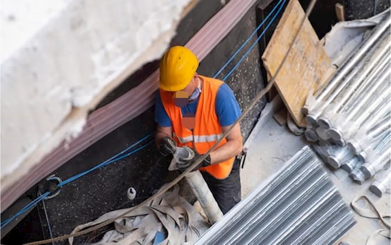 Patente a punti nei cantieri, la maggioranza chiede di rinviare l'obbligo a gennaio 2025