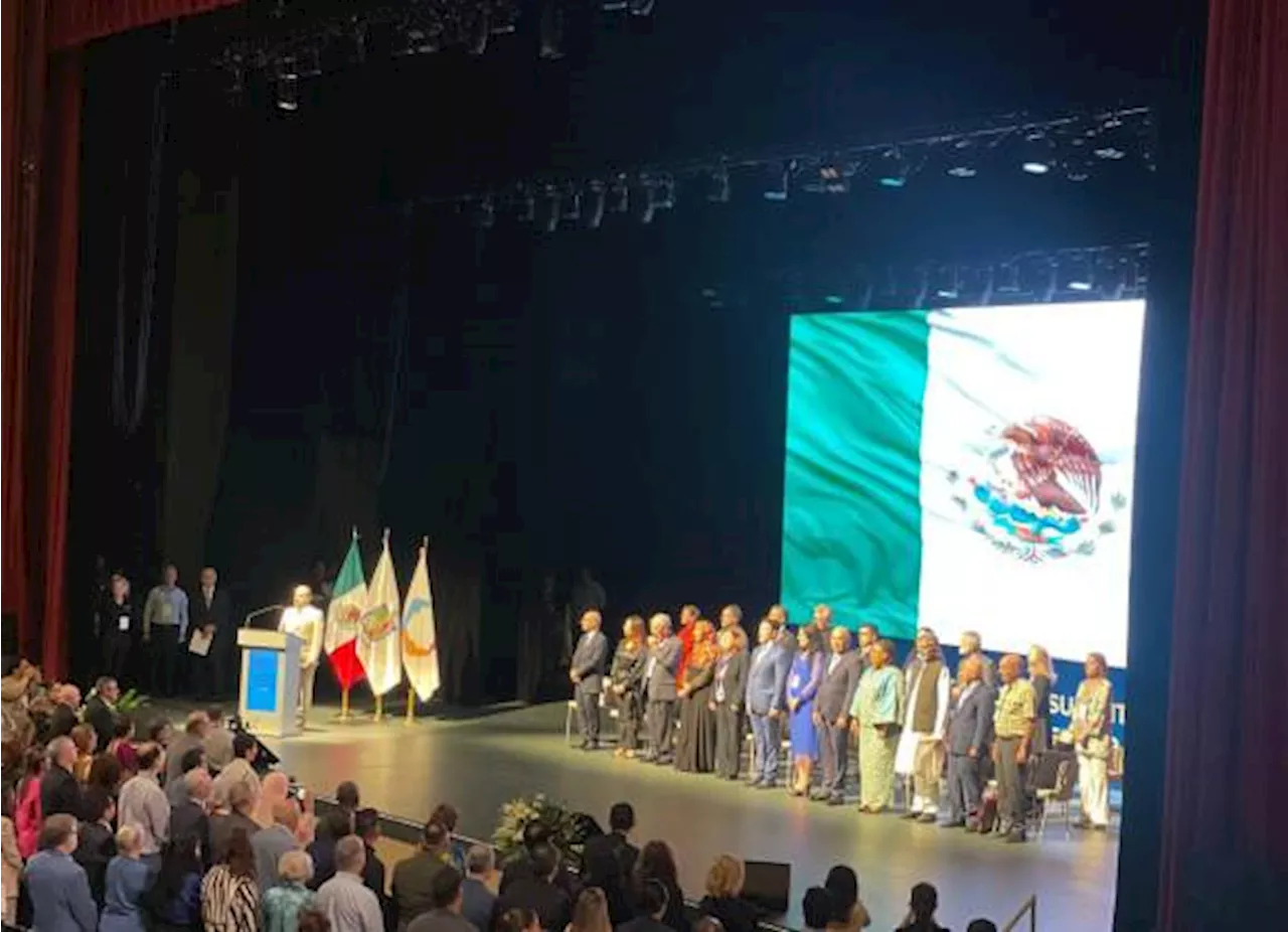 Realizan en Monterrey XIX Cumbre Mundial de los Premios Nobel de la Paz