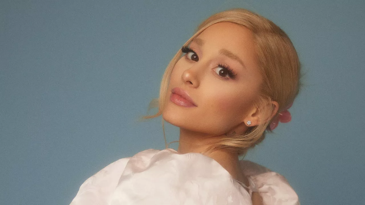 Ariana Grande Tells Us Everything About Her 'Wicked' Beauty Collection