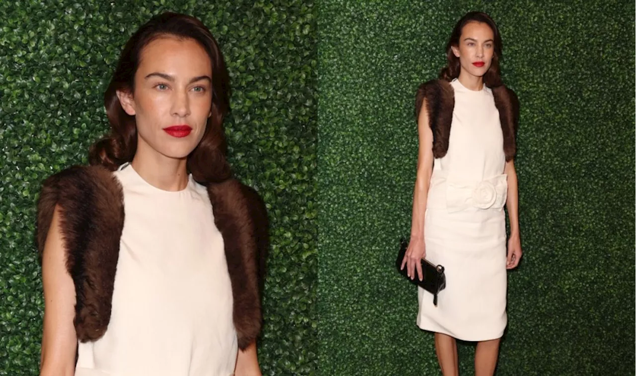 Alexa Chung Channels '90s Minimalism at 'In Vogue: The 90s' Premiere