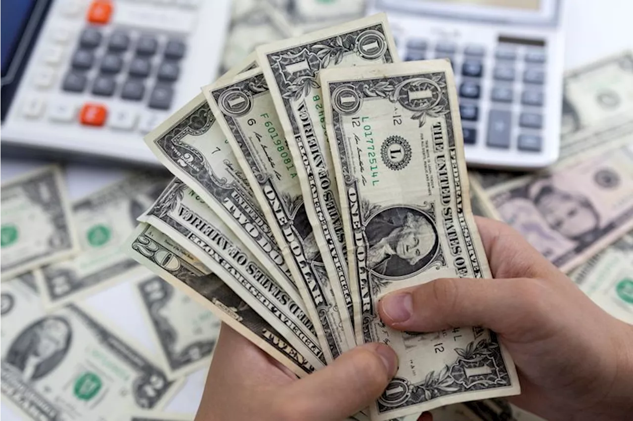 Dollar catches footing ahead of Fed