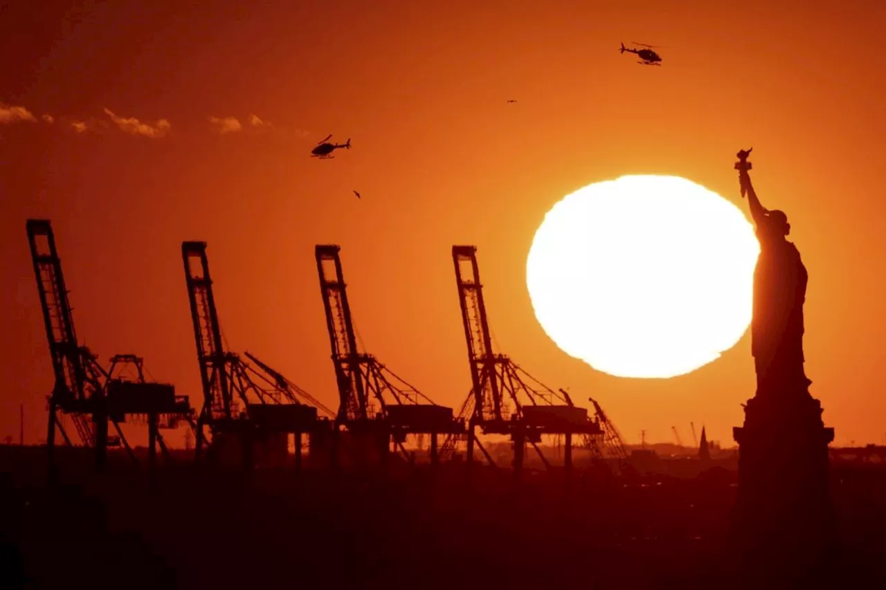 Longshoremen at key US ports threatening to strike over automation and pay