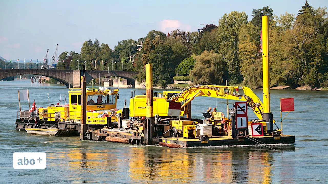 Tonnesweise Gestein: Ein Blick auf die ungewöhnliche Baustelle im Rhein