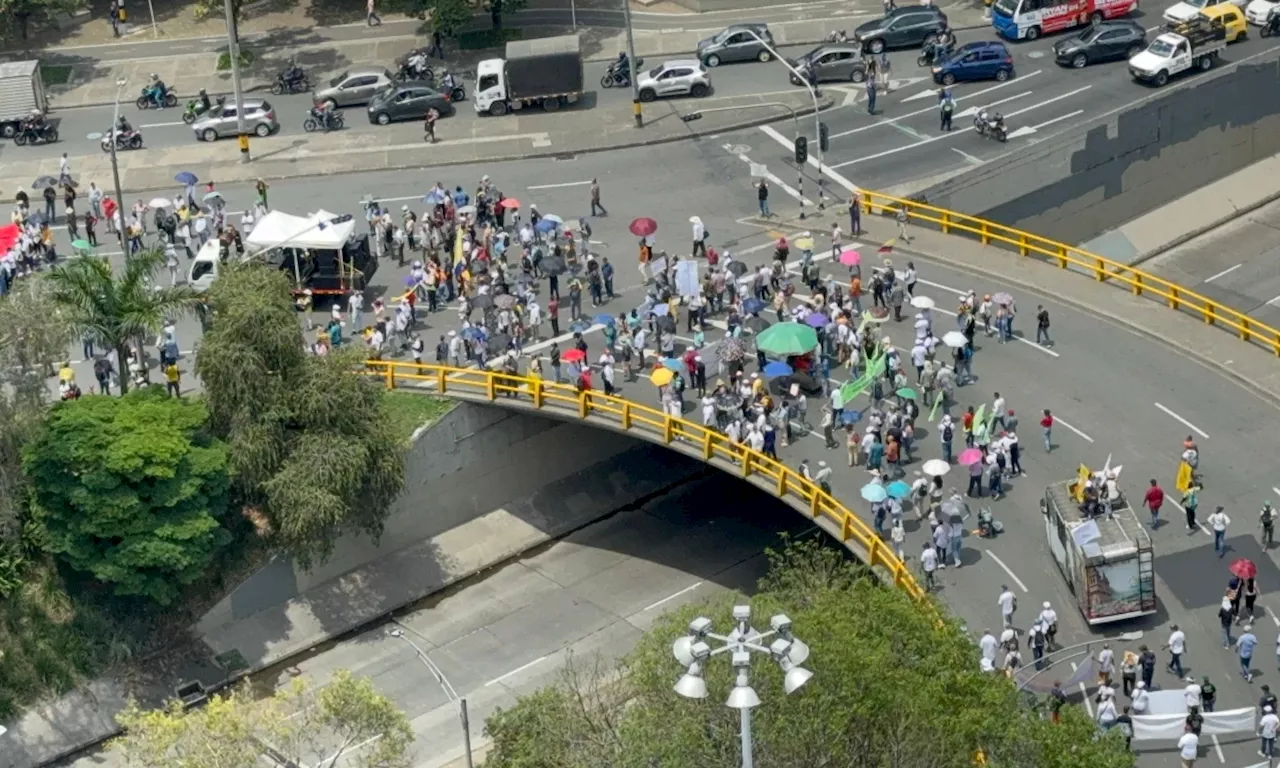 Cerca de 5.000 personas marcharon en Medellín a favor de las reformas de Gustavo Petro