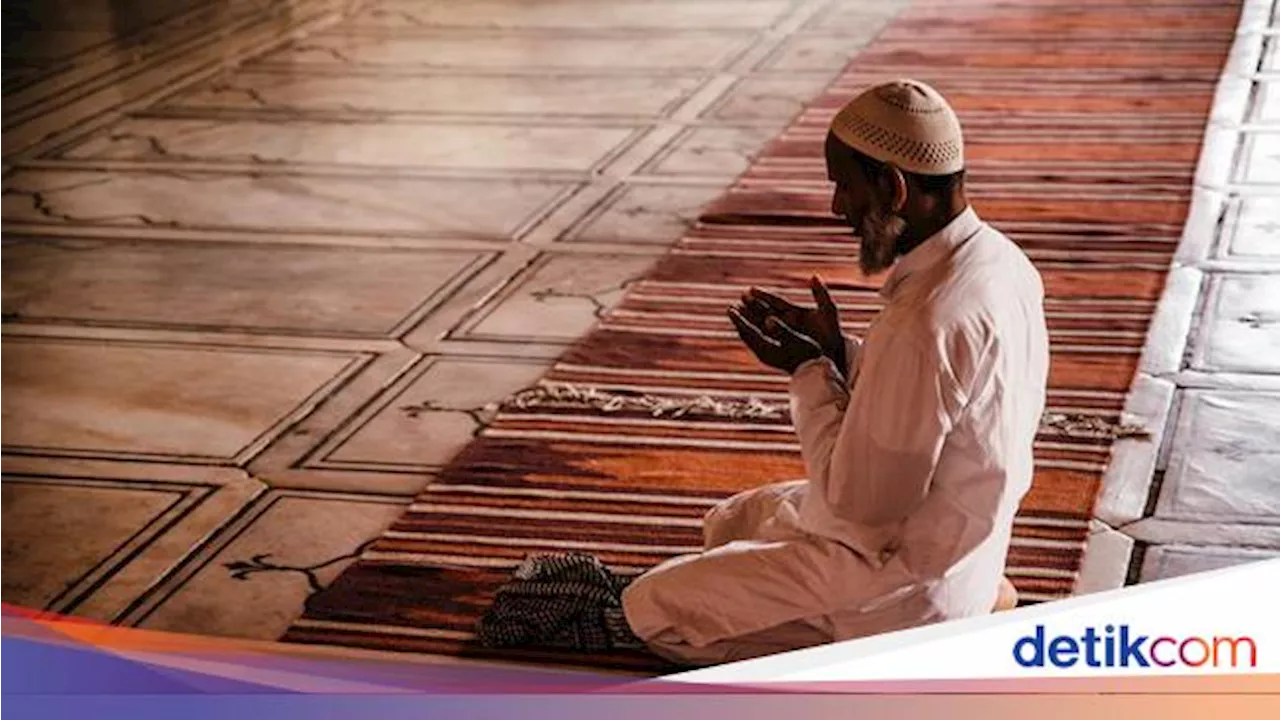 Dzikir dan Doa setelah Sholat Tahajud Lengkap Latin dan Artinya