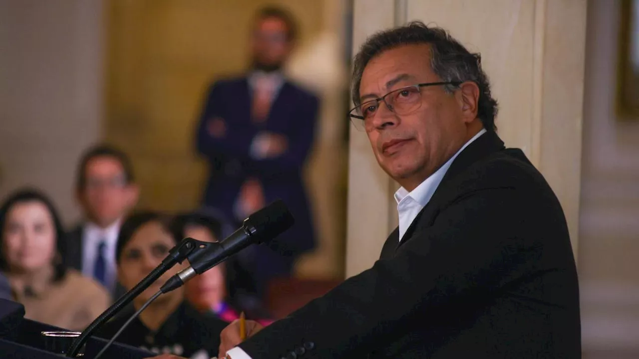 El presidente Gustavo Petro deberá ofrecer disculpas públicas por llamar 'asesinos' a manifestantes que han gritado 'fuera Petro'