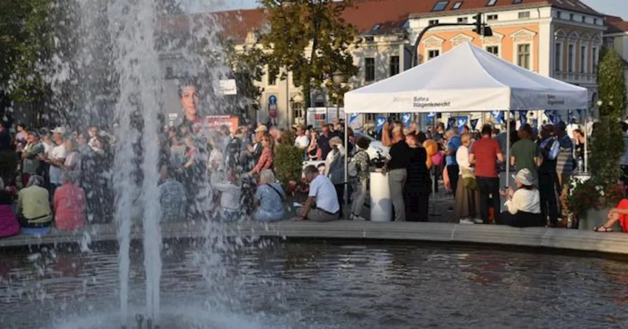 Plötzlich kippt die Stimmung am BSW-Stand: 'Ihr seid genauso schlimm wie die AfD'