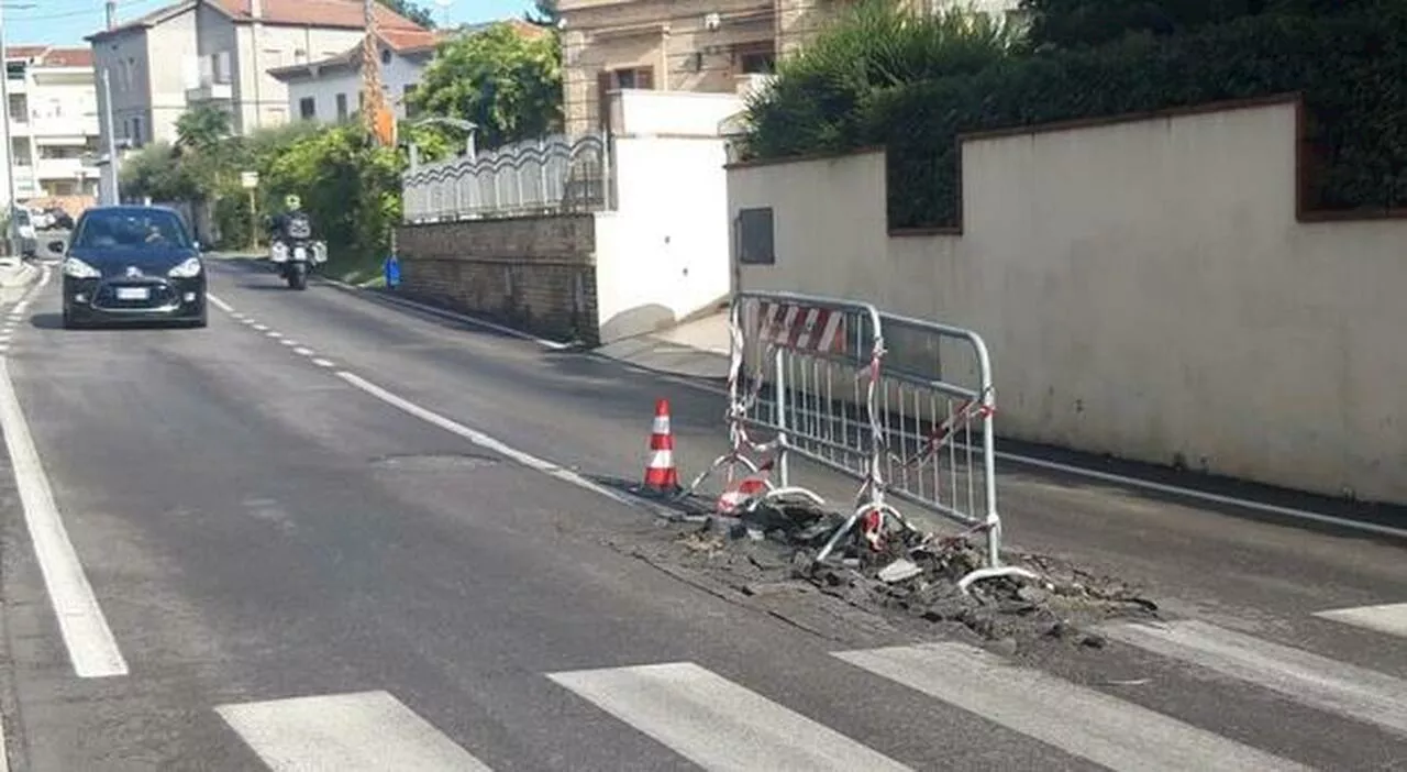 Pescara, crateri dopo il nubifragio: il Comune sotto accusa