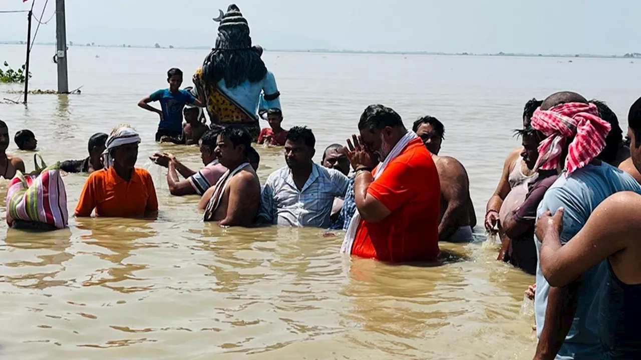 Pappu Yadav: पप्पू यादव ने पिता का अस्थि कलश गंगा में किया विसर्जित, बोलते हुए बार-बार हो रहे थे भावुक