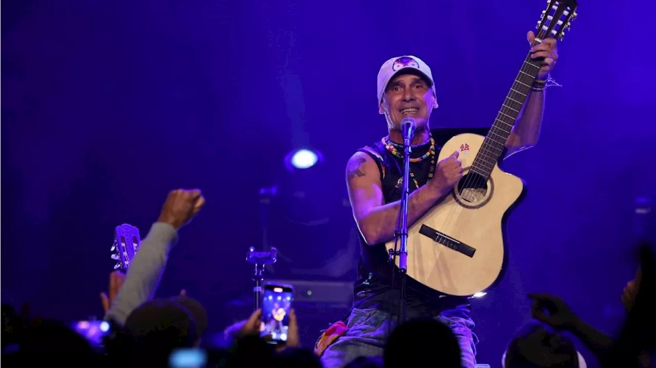 « Viva Tu » : Manu Chao revient chanter la « libertad », après 17 ans sous les radars