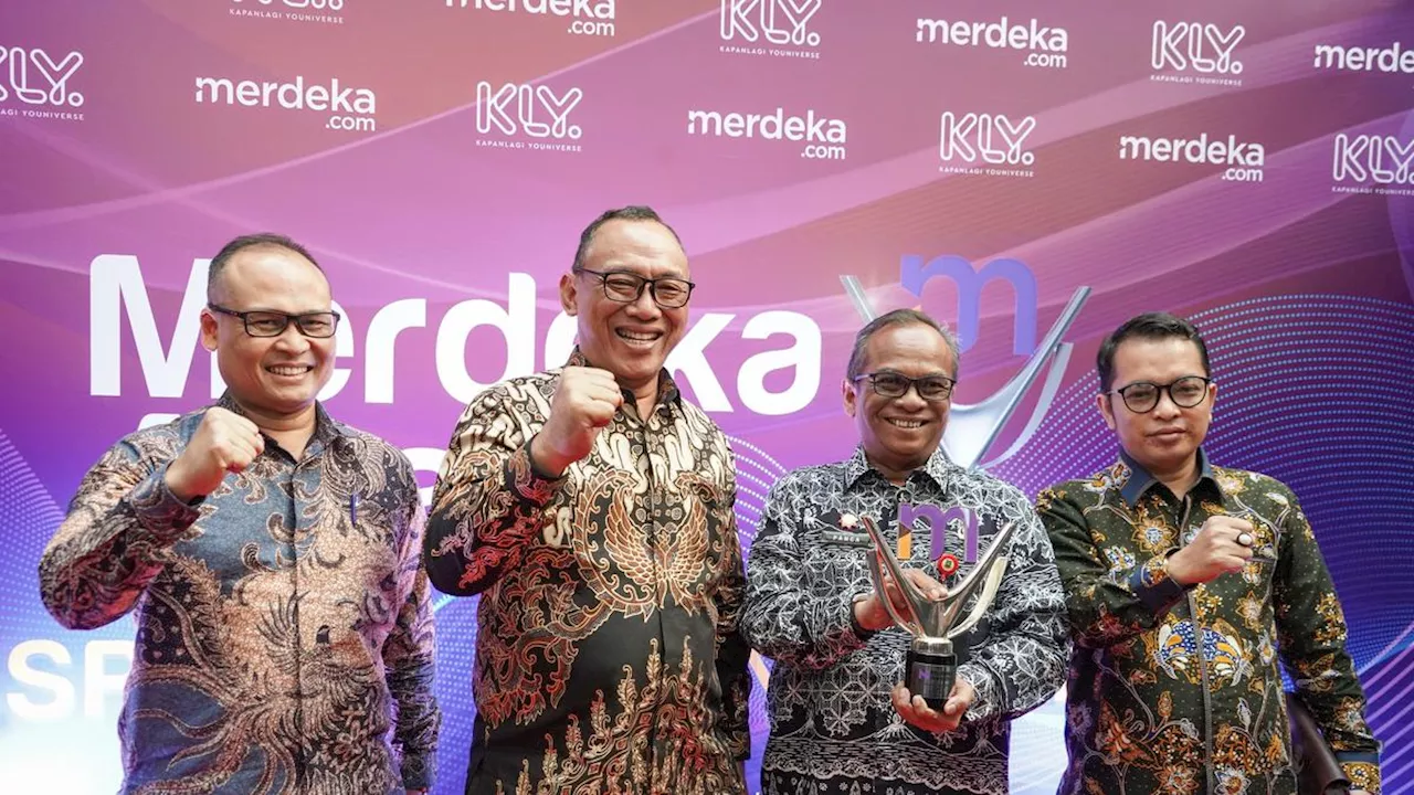 Berhasil Kurangi Pengangguran di Cilegon, Wali Kota Helldy Raih Penghargaan Merdeka Awards 2024