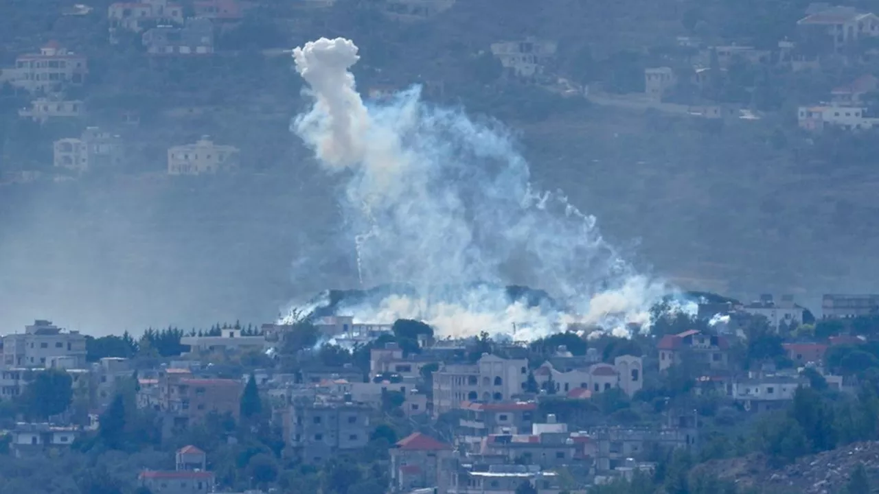 Hizbullah Serang Artileri Israel dengan Roket, Serangan Pertama Pasca-Ledakan Pager di Lebanon