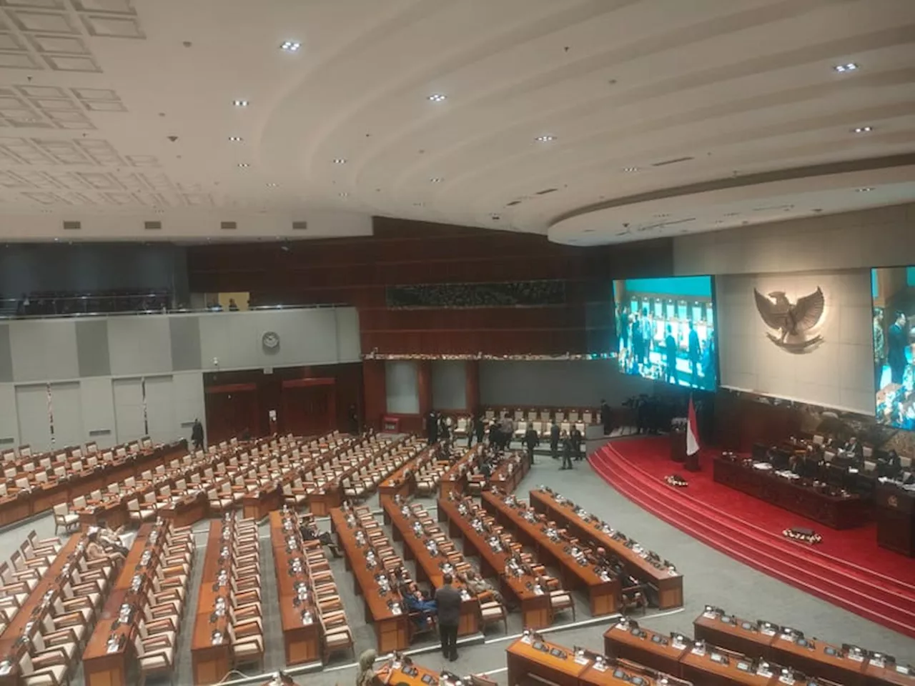 DPR Sahkan UU Kementerian Negara pada Sidang Paripurna