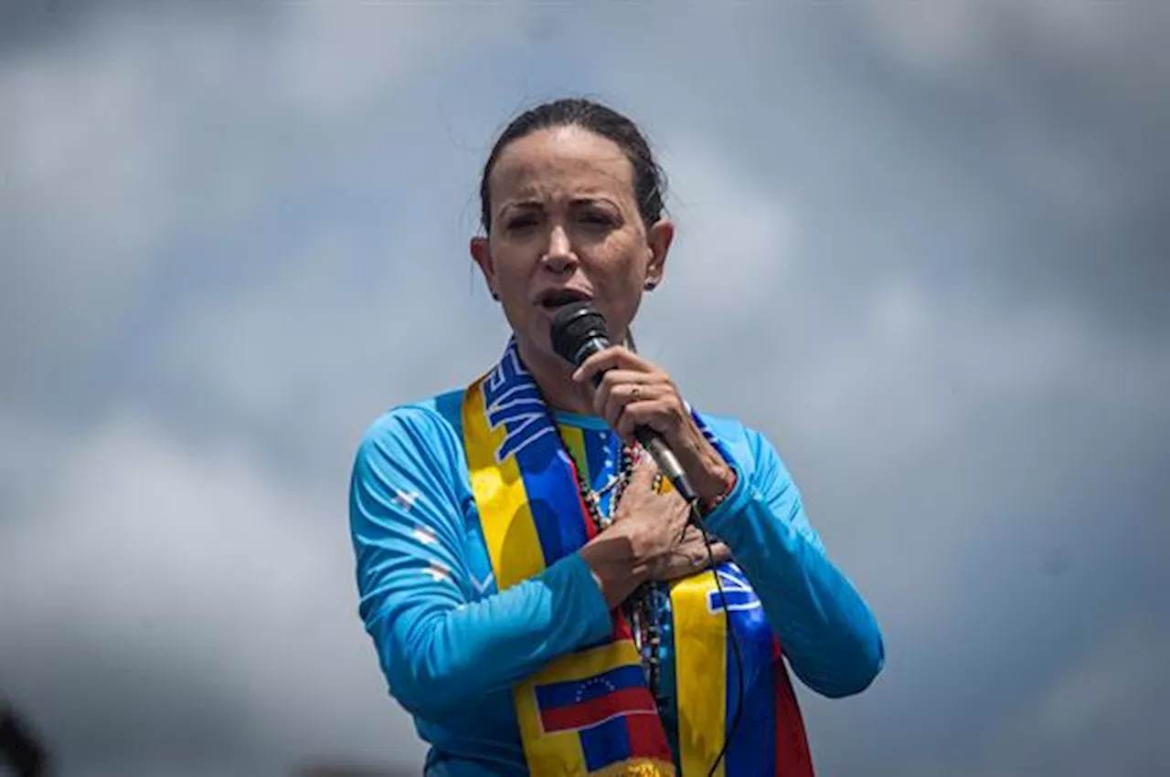 Opositora Corina Machado dice que la única opción de Maduro es aceptar una negociación