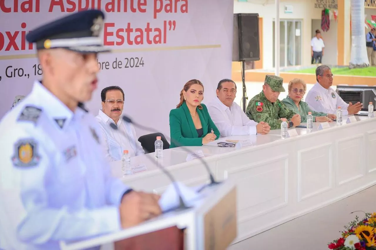 Primera generación de cadetes con perfil social fortalece la Policía Estatal de Guerrero