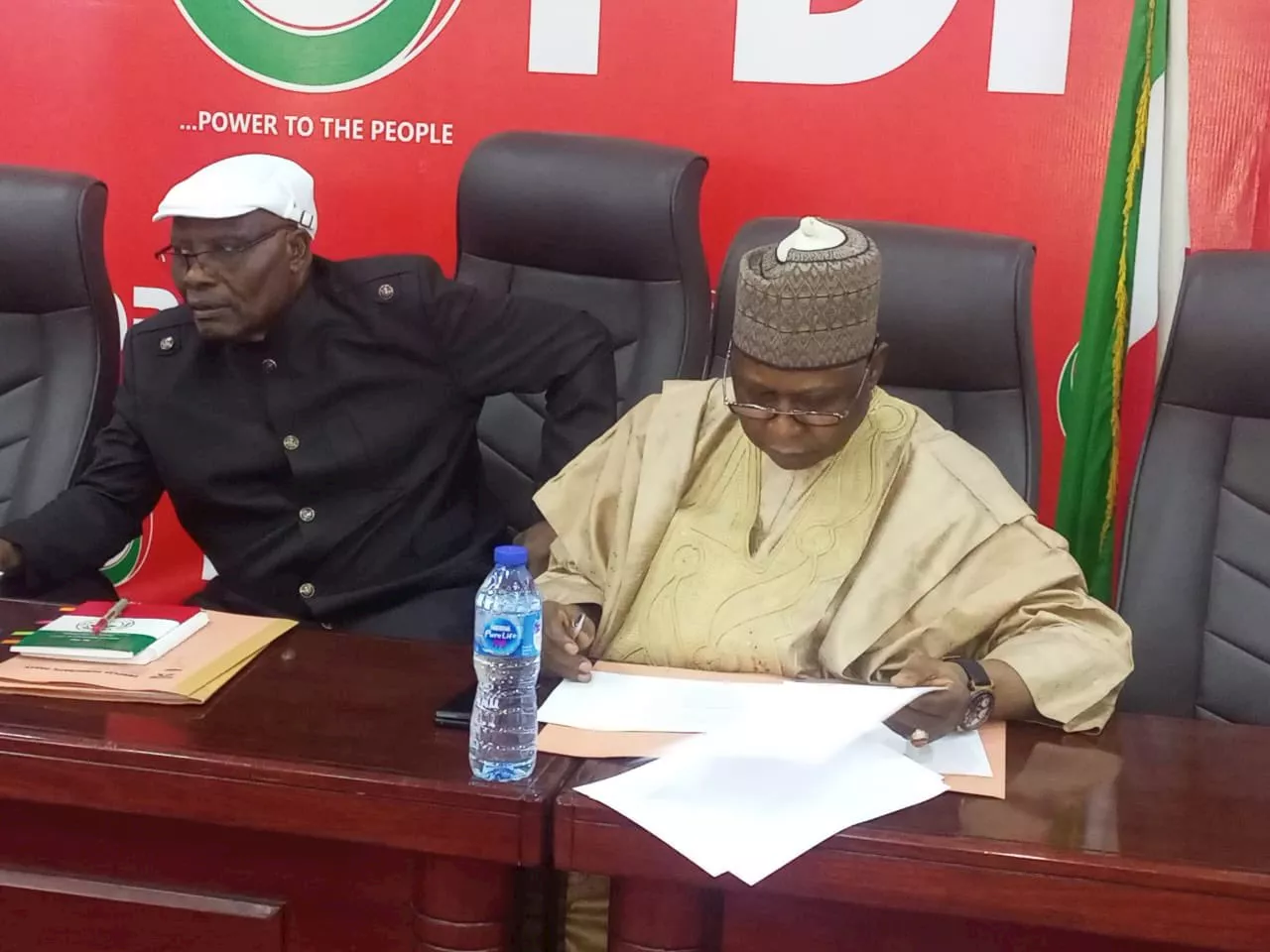 BREAKING: PDP Board of Trustees meet National Assembly caucus amid party’s crisis