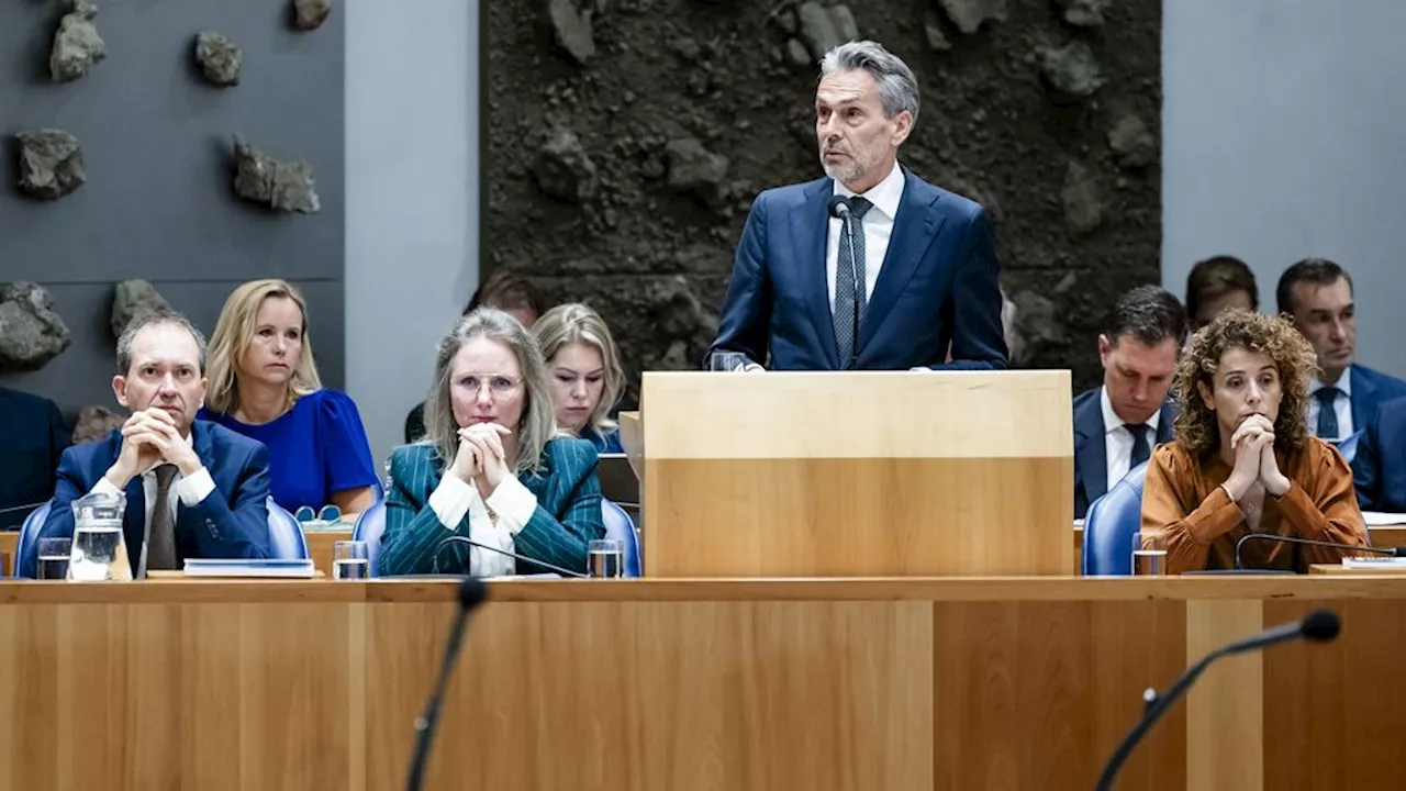 Gevraagde asielstukken alsnog naar Kamer • Schoof: nog nadenken over verdragswijziging