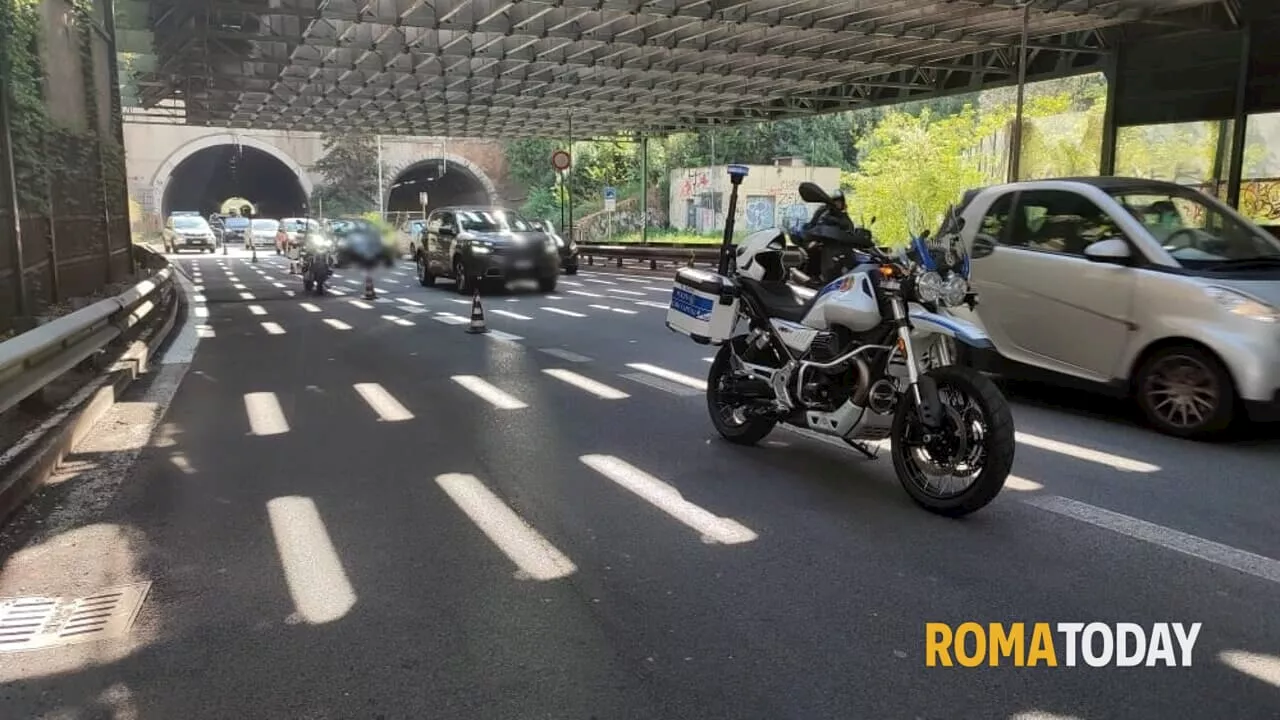 Roma, incidente su via del Foro Italico: 37enne muore a bordo di uno scooter