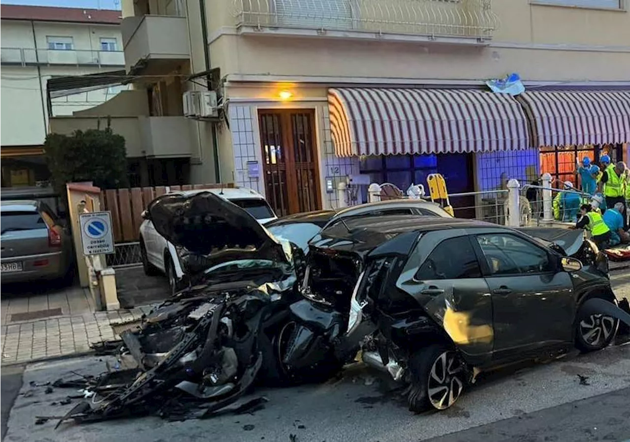 Zwei deutsche Schülerinnen bei Unfall in Italien getötet