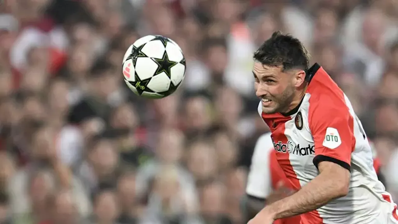 Santiago Giménez y Feyenoord son goleados en la UEFA Champions League