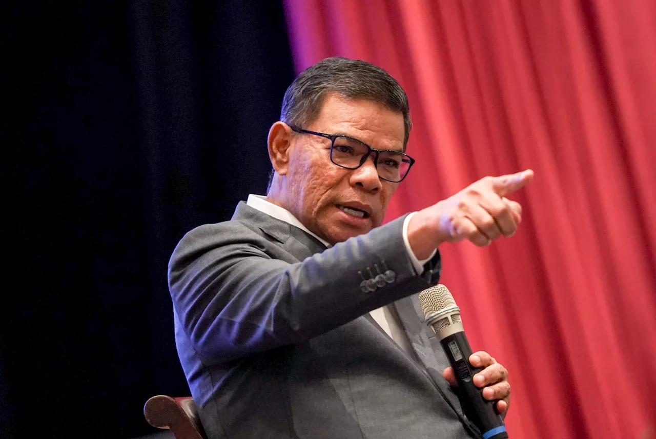 Baru terima draf sudah riuh dekat luar – Saifuddin Nasution