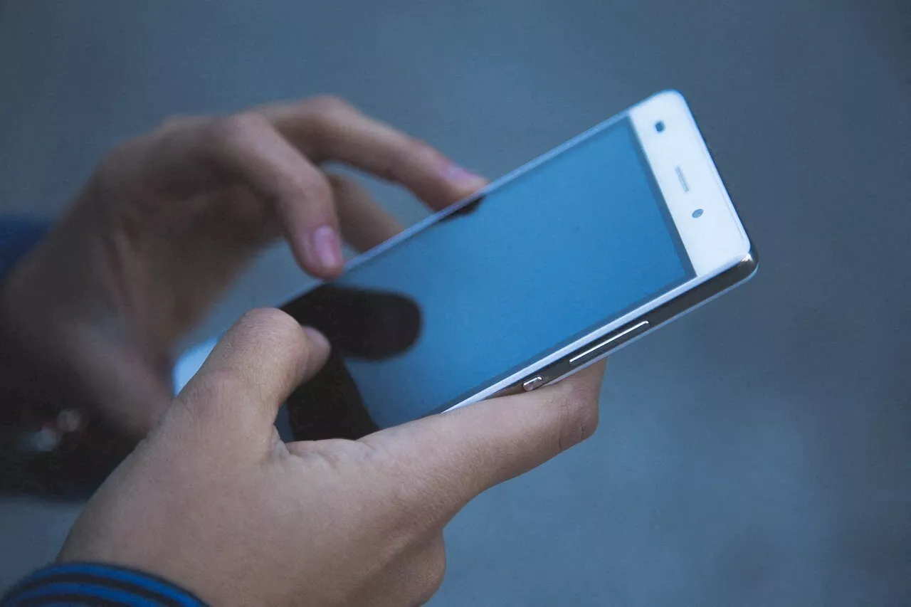 Dans ce collège de Gironde, la rentrée se fait sans téléphone portable