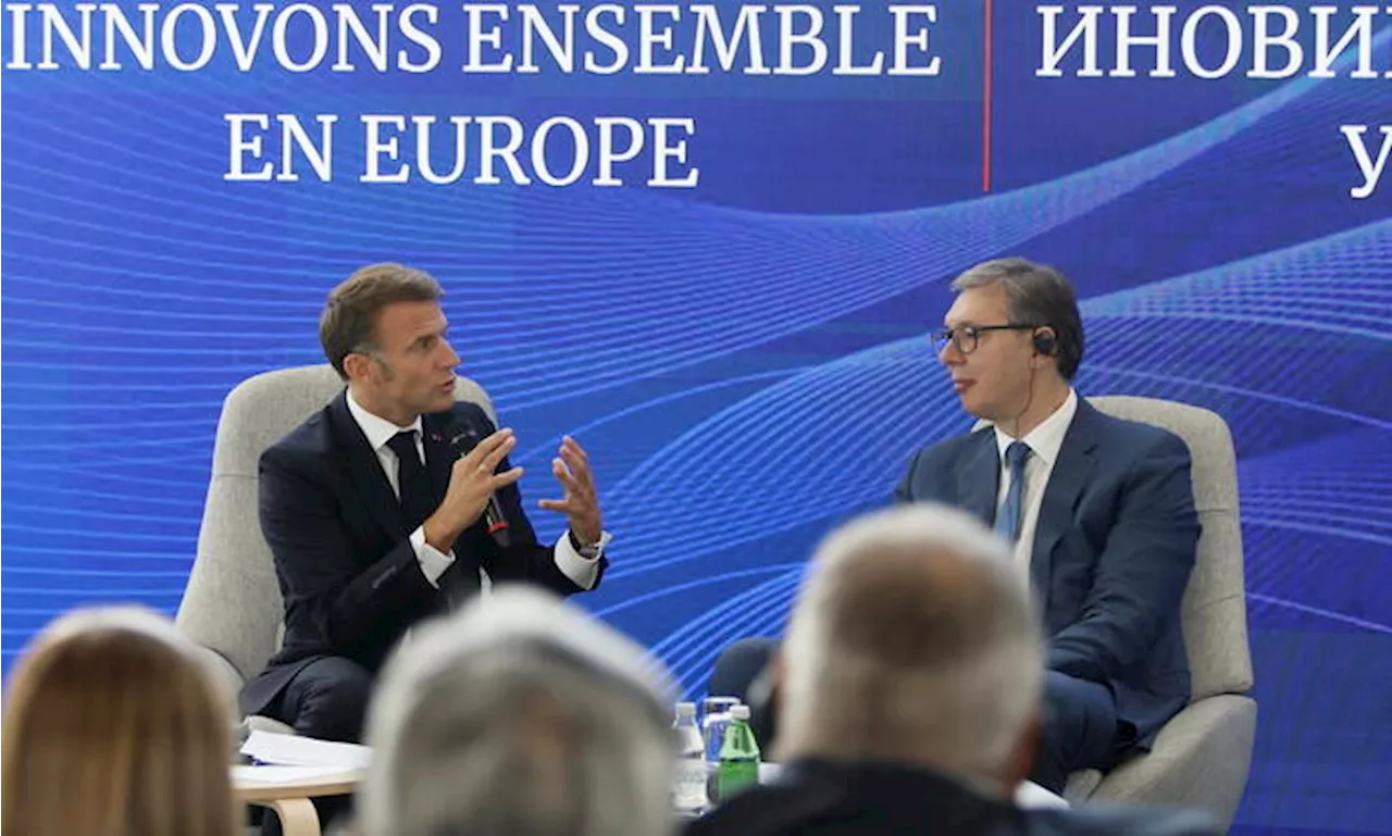 Macron: 'L'Europa investa di più nell'intelligenza artificiale'