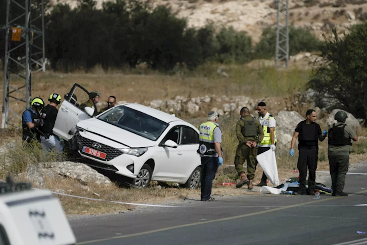 Palestinian militants kill 3 Israeli police officers in West Bank attack