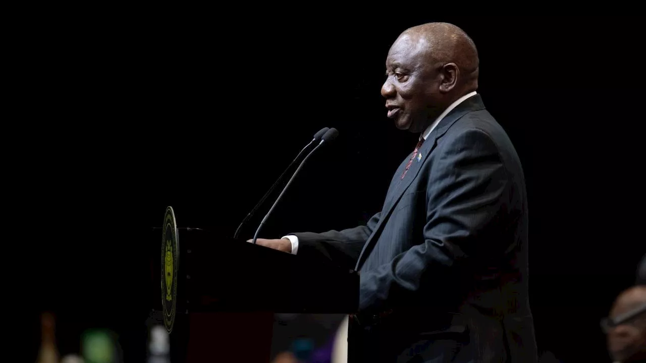 Ramaphosa backs Cape Town police in crackdown on extortionists