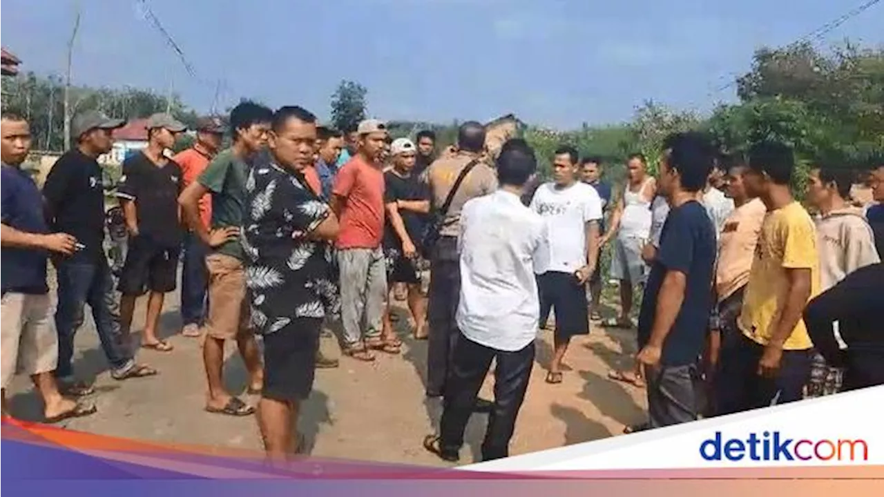 Protes Tambang Ilegal Bikin Keruh Sungai, Warga Bungo Sempat Blokir Jalan