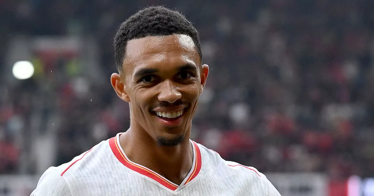 Steven Gerrard fires Trent Alexander-Arnold simple message after Liverpool moment vs Man Utd