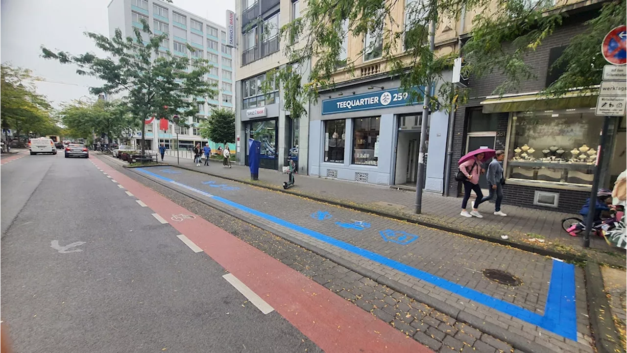 Stadt Köln führt blaue Straßenmarkierung ein