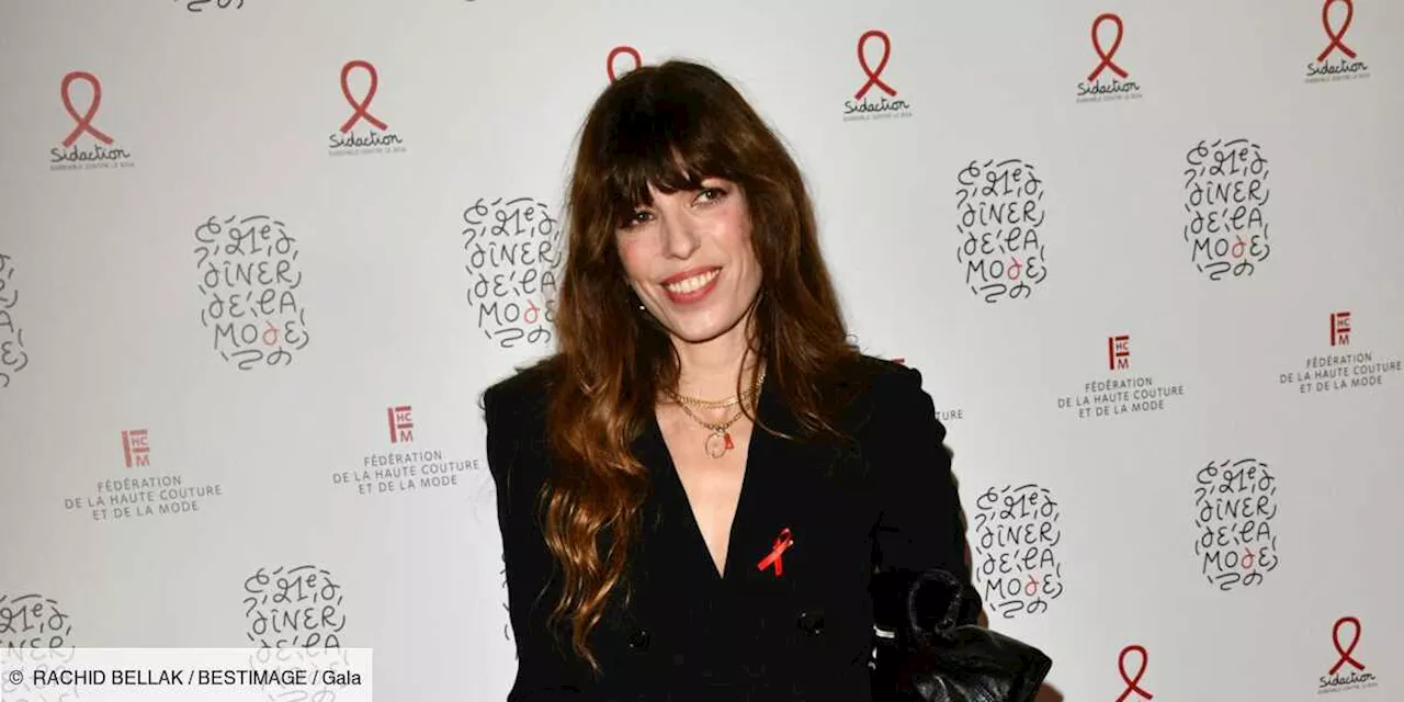 – Lou Doillon maman comblée : ce tendre cliché avec son fils Laszlo