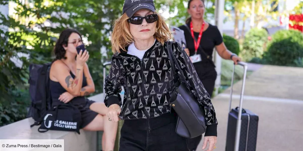 – Mostra de Venise 2024 : Isabelle Huppert, 71 ans, multiplie les looks décontractés et rend hommage...