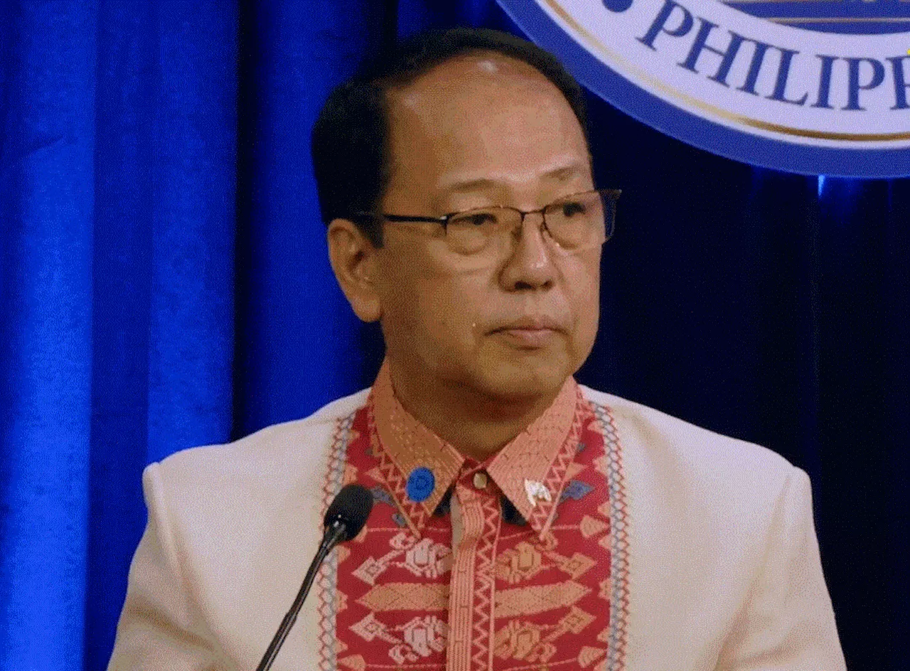 Gov't in exploratory talks with Reds —Galvez