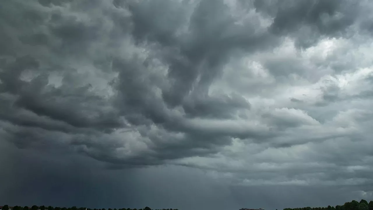  Hagel, Starkregen! Experten warnen jetzt vor Gewitter