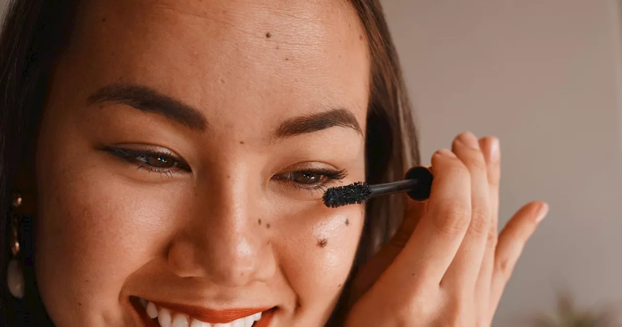 The Gross Makeup Habits That Pros Say Are Way Too Common