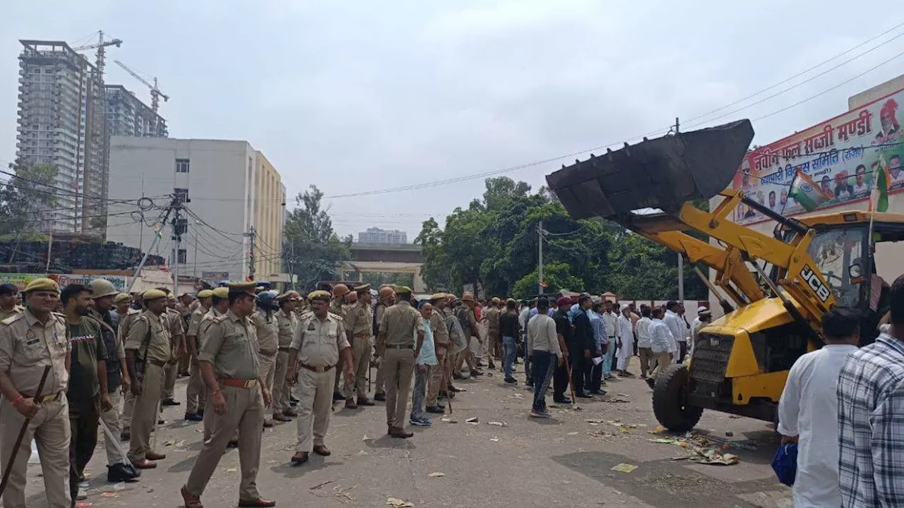 गाजियाबाद में गरजा बुलडोजर, 27 बीघे जमीन कराई जा रही कब्जा मुक्त; मौके पर भारी पुलिस बल तैनात