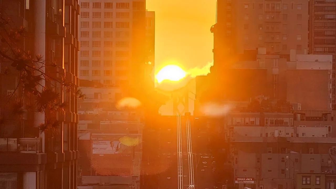 California Henge: How to catch the San Francisco phenomenon