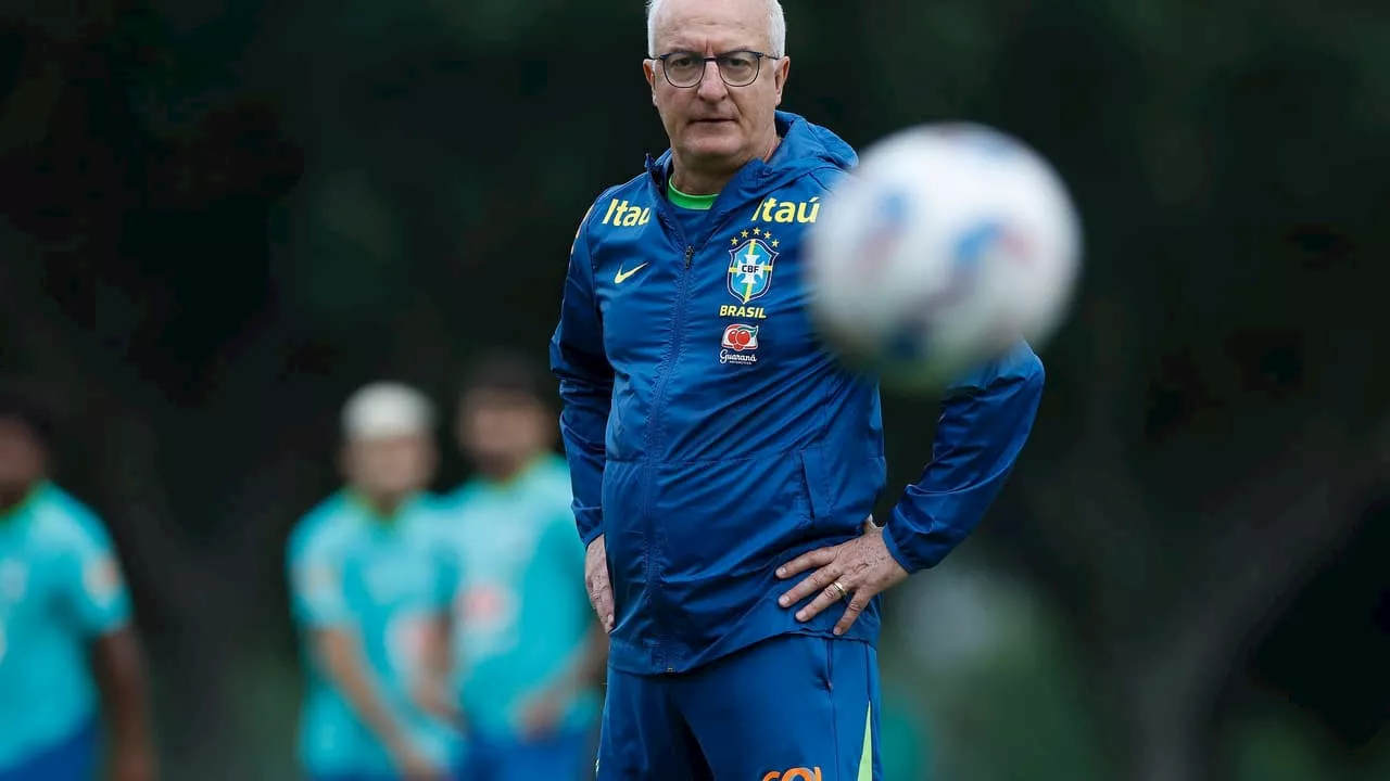 Dorival projeta jogos da Seleção Brasileira nas Eliminatórias e pede apoio: ‘Buscar recuperação’