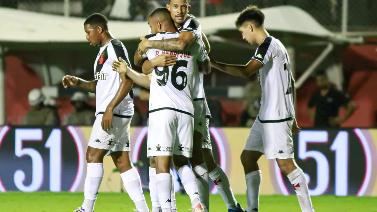 João Victor se emociona após primeiro gol como profissional: ‘Saiu num momento especial’