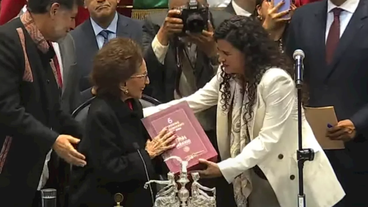 Luisa María Alcalde entrega sexto y último Informe de Gobierno de AMLO al Congreso