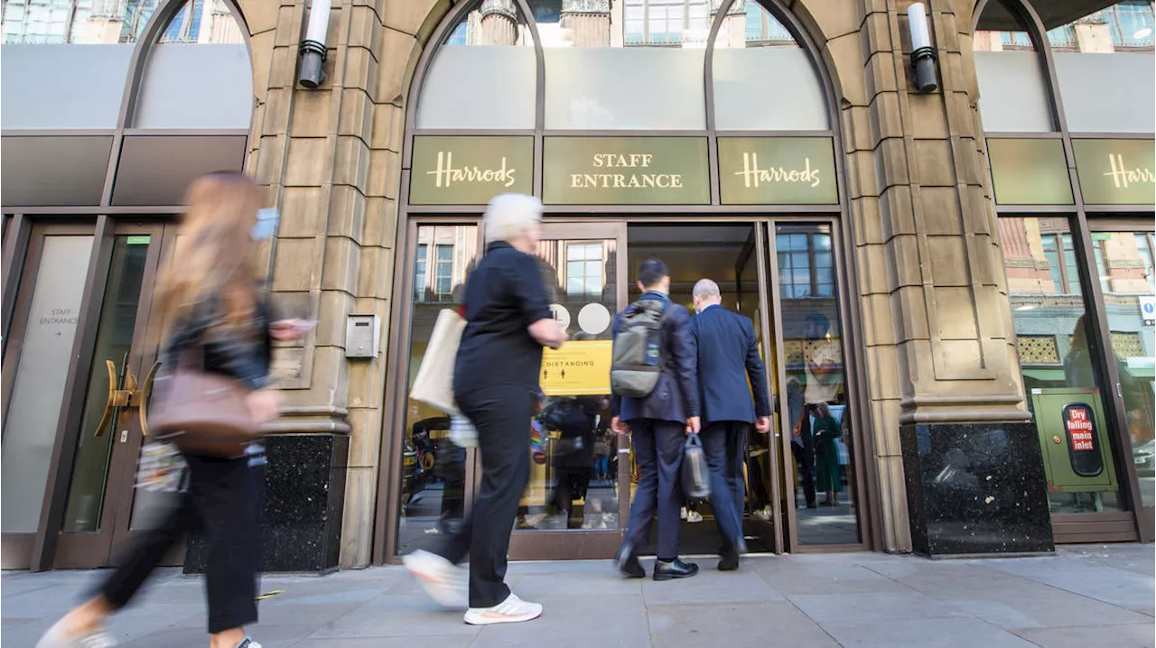 Harrods’ Qatari owners take £180m dividend as sales jump