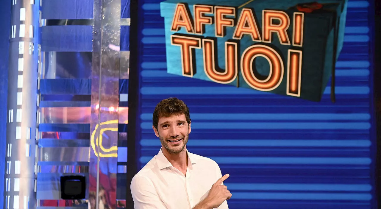 Stefano de Martino, Affari Tuoi: le foto