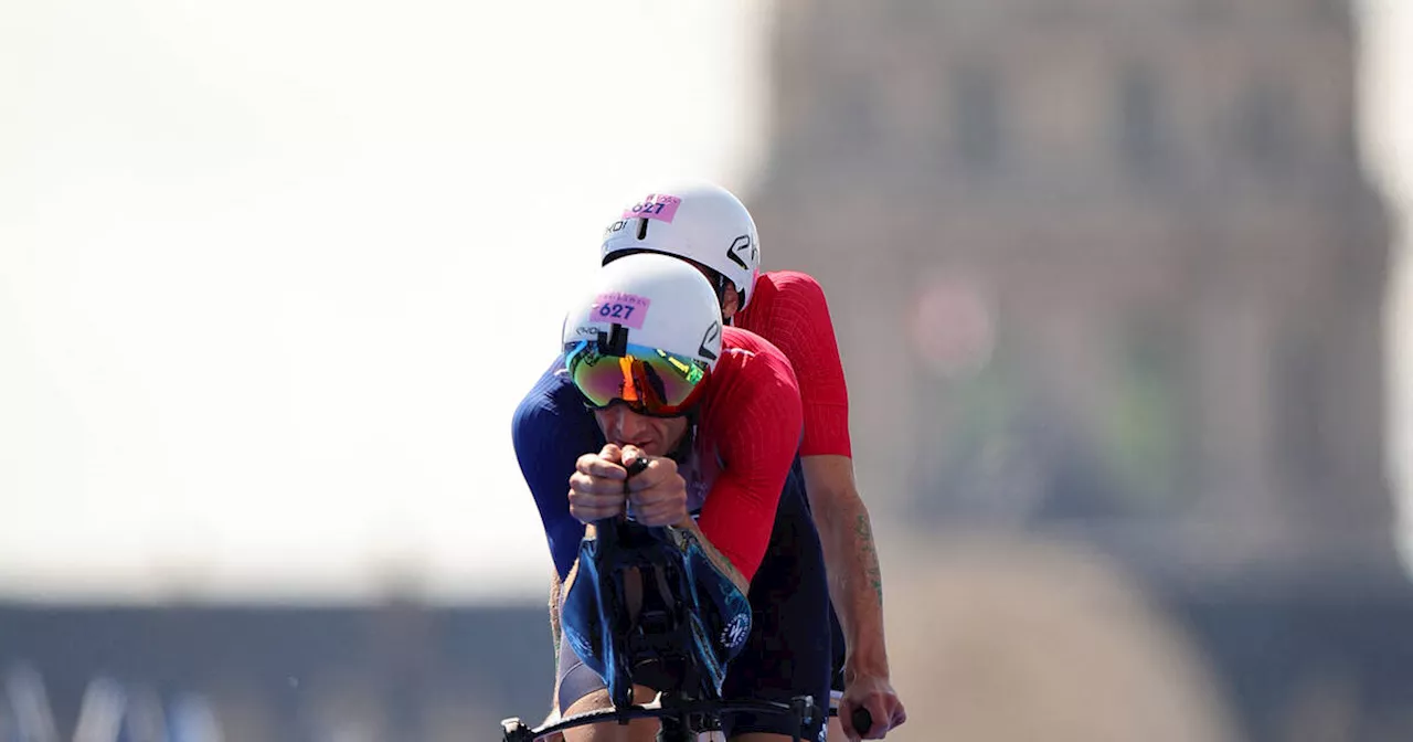 Jeux paralympiques 2024 : en paratriathlon, les Français brillent, les Françaises calent